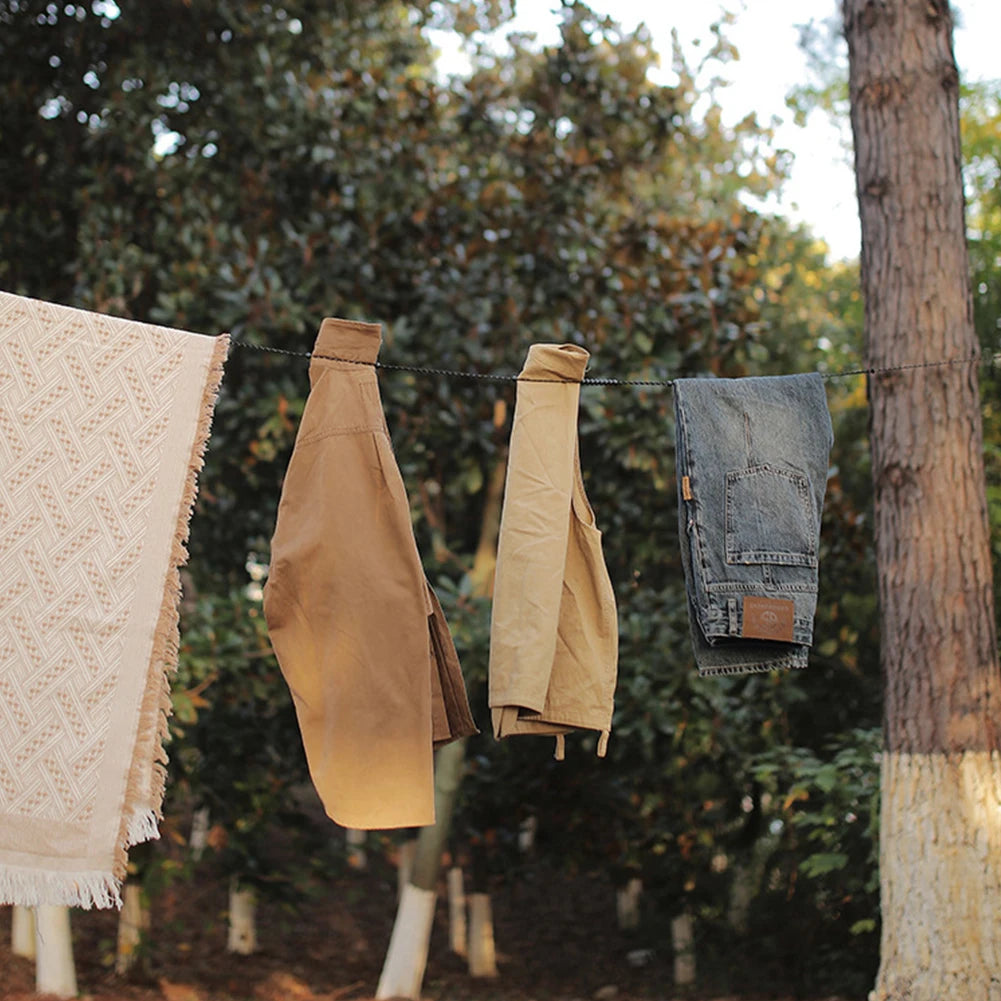 3 M Camping Stretch Clothesline With 12 Clips Hanging