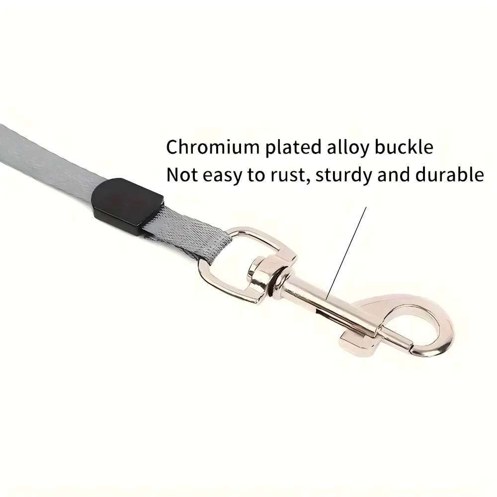 Retractable Leash for Outdoor Adventures - Heavy-Duty Nylon with One-Button Lock