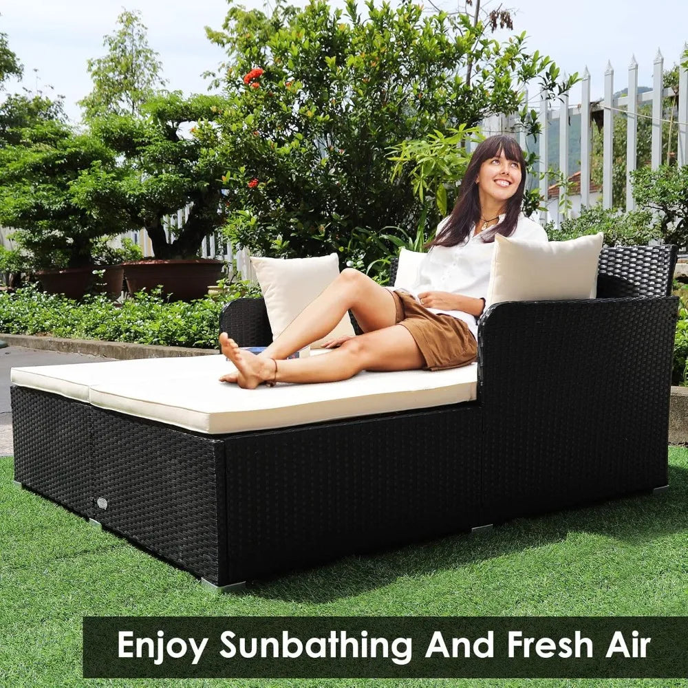 Outdoor Patio Rattan Daybed, Sponge Cushioned Loveseat Sofa with 4 Pillows